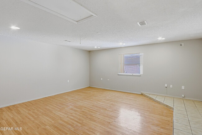 Building Photo - 12353 Tierra Apache Rd