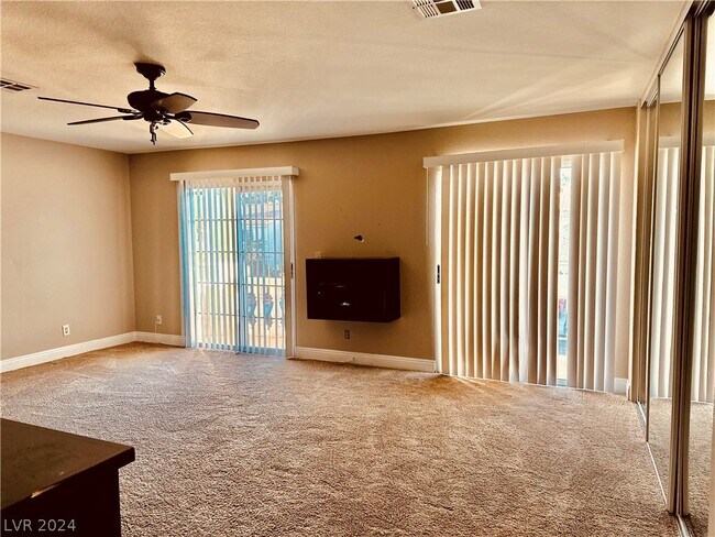 Building Photo - 1486 Powder Horn Dr