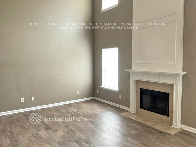 Building Photo - 8320 Somerset Way