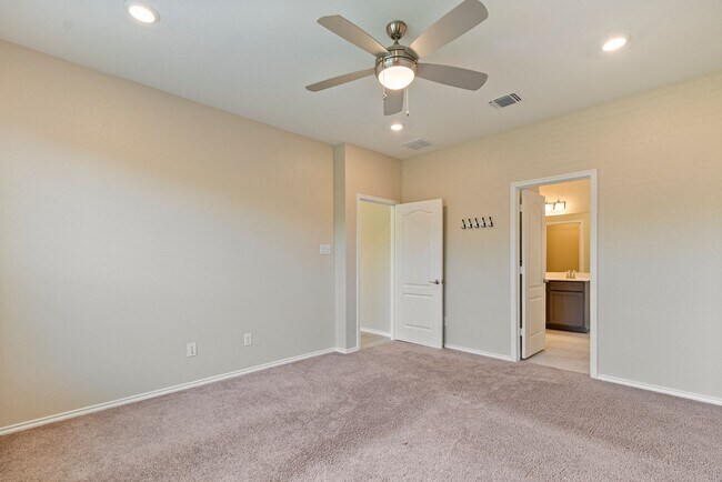 Building Photo - Elevated Leander Living | Modern Comfort Meets Quiet, Connected Convenience