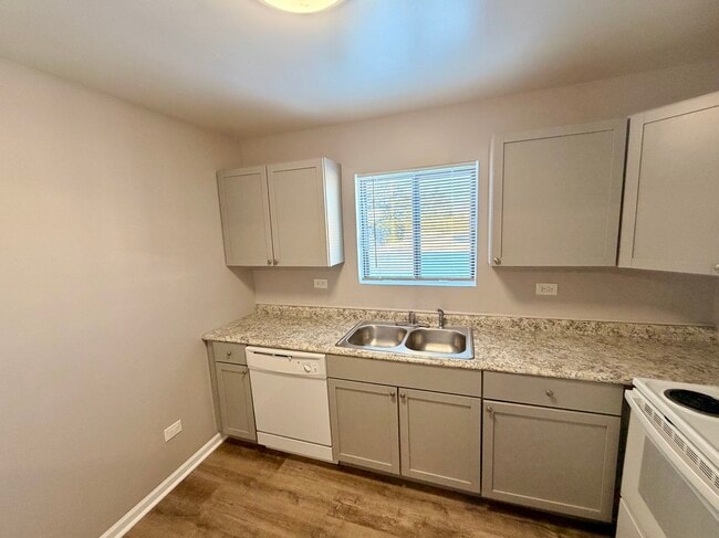 Building Photo - 1538 Crimson Ln