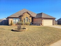 Building Photo - 329 Madison Pl Dr