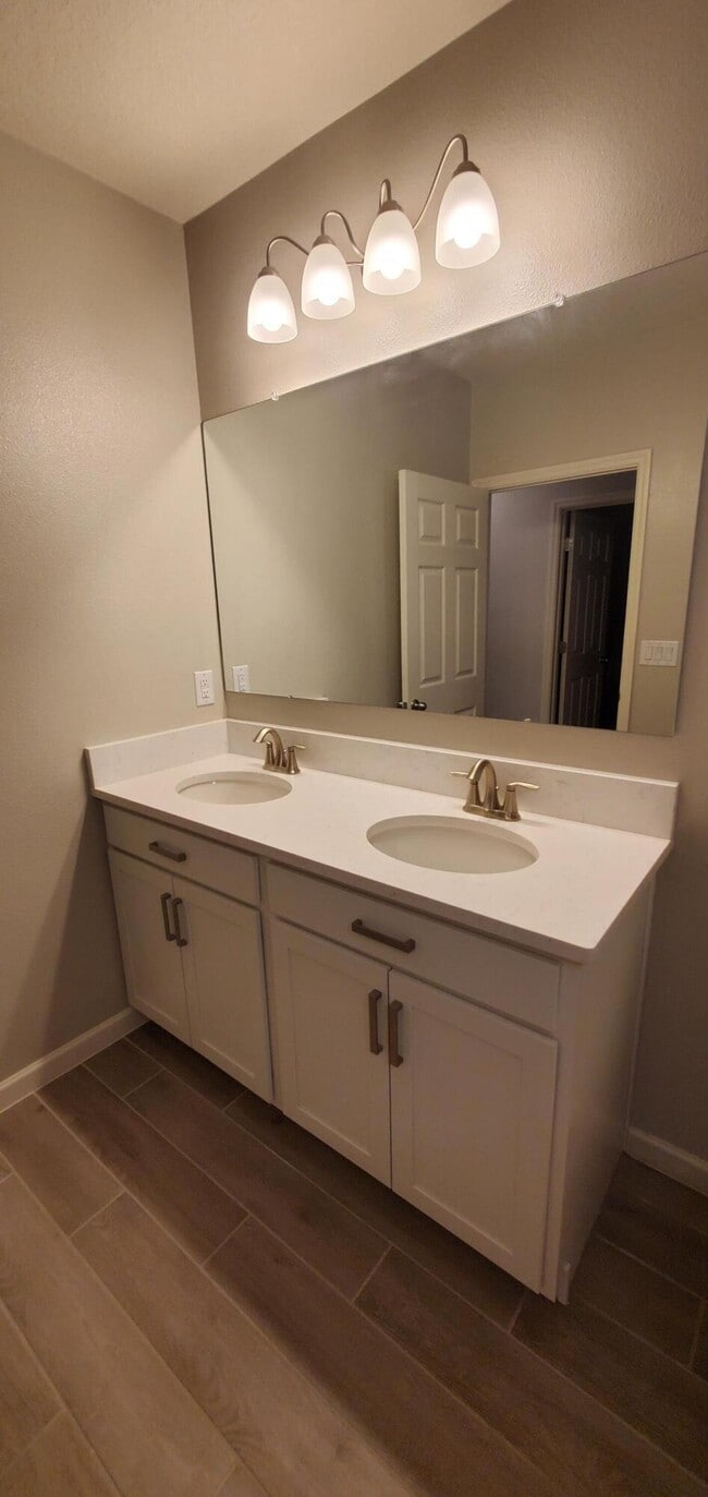 Building Photo - 4227 Broomsedge Cir