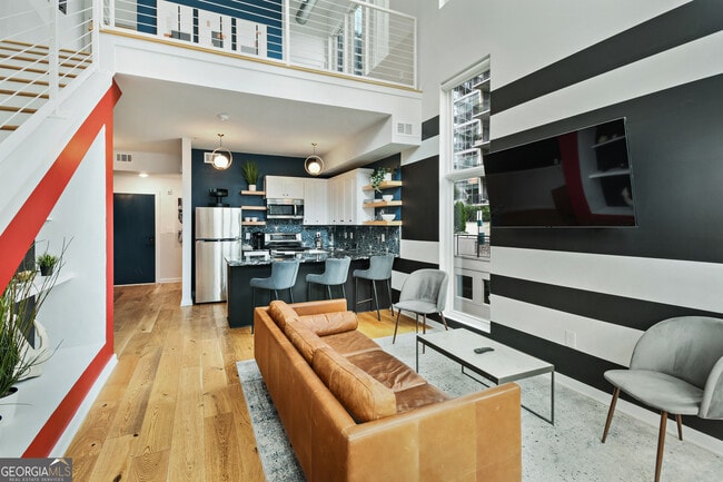 Building Photo - 208 12th St NE