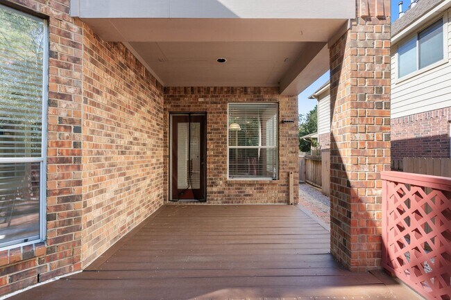 Building Photo - 11 Korbel Ct