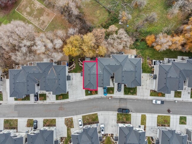 Building Photo - 645 S Plum Creek Ln E