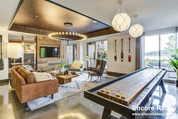 Building Photo - 126 Border St