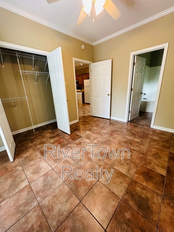 Building Photo - 641 Gookin Pl