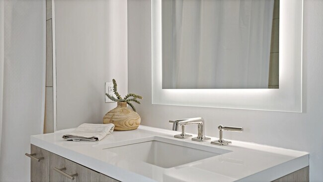 Building Photo - 1722 6th St NW