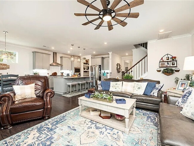 Building Photo - Earn Wealth While Leasing - Like a Homeown...
