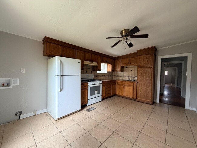 Building Photo - New Listing! - Great opportunity in Little Rock!