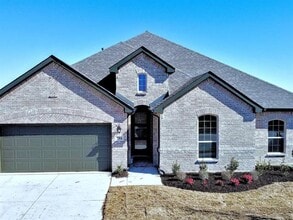 Building Photo - 504 Antler Dr