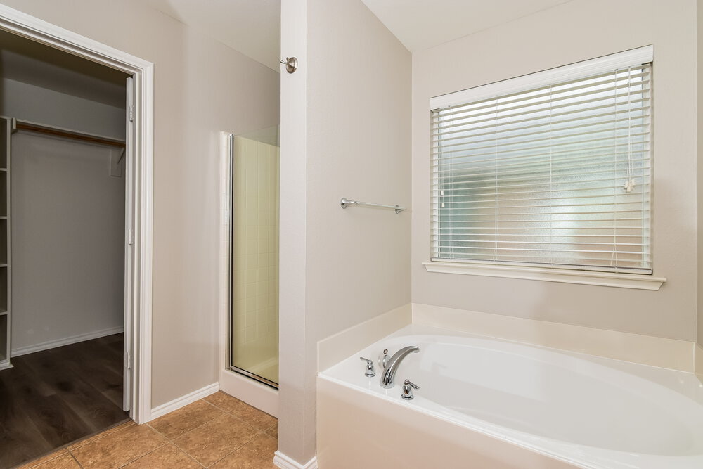 Building Photo - 3213 Overstreet Ln