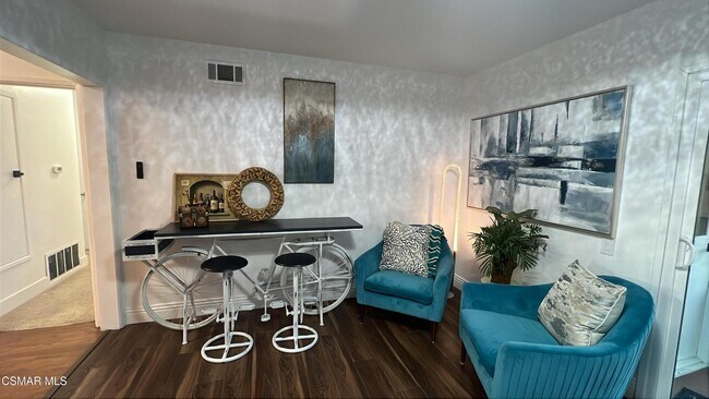 Building Photo - 1572 Dover Ave