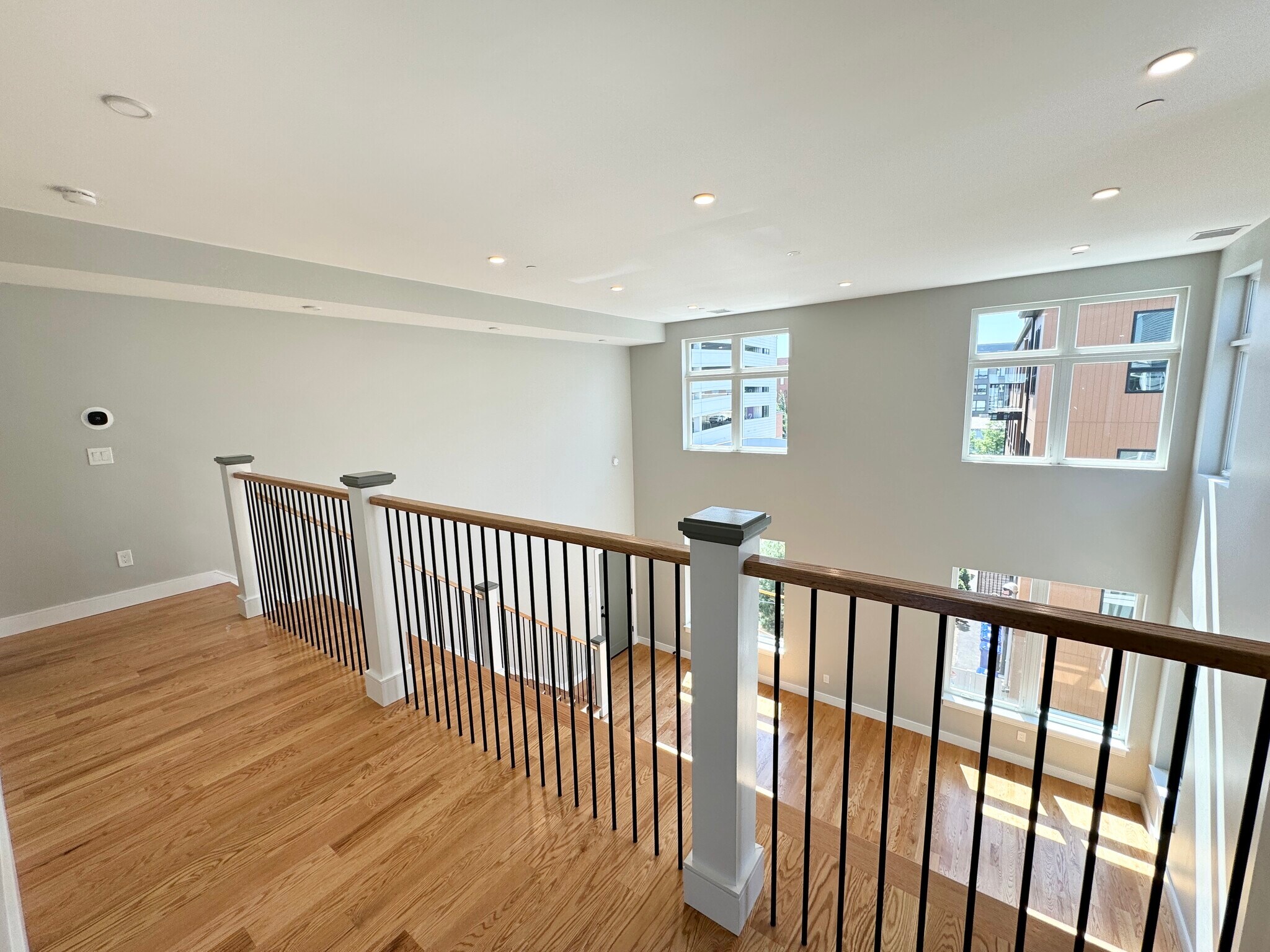 Building Photo - 16 Baker Ct