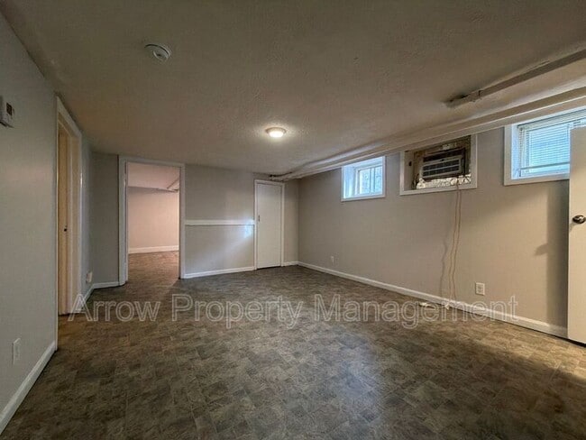 Building Photo - 1979 South St