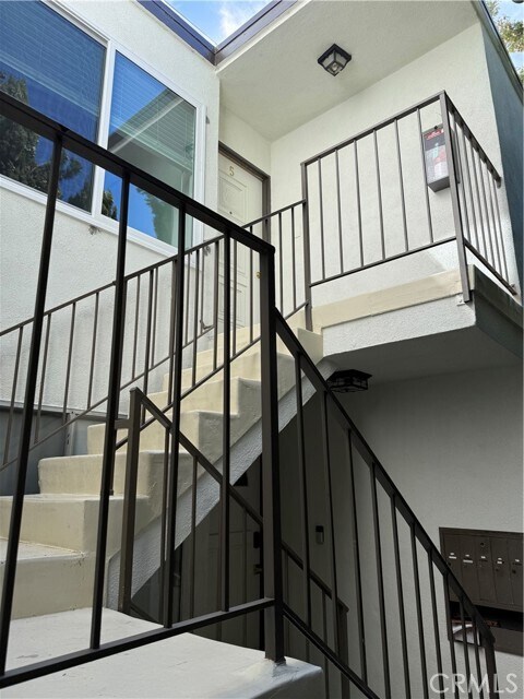 Building Photo - 944 17th St