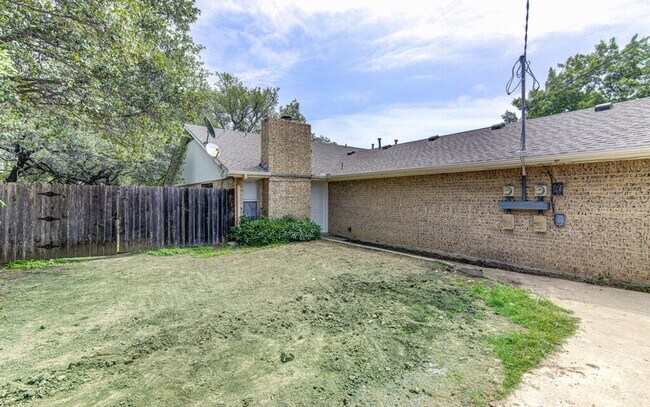 Building Photo - 3603 Rocky Hollow Trail
