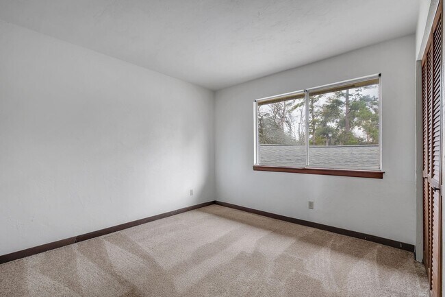 Building Photo - 3128 Blairstone Ct