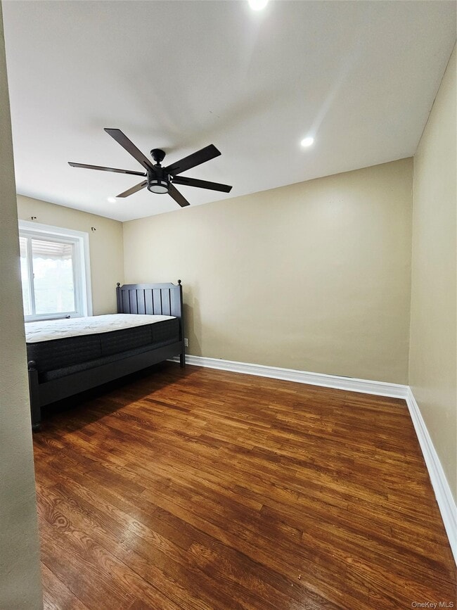 Building Photo - 2082 Pitman Ave