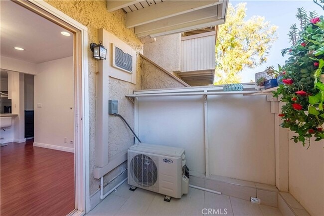 Building Photo - 28947 Thousand Oaks Blvd