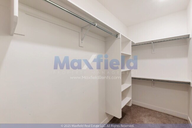 Building Photo - 5BD/3BTH/2GAR - Great space - Lehi Living