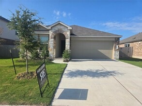 Building Photo - 502 Arnage Dr