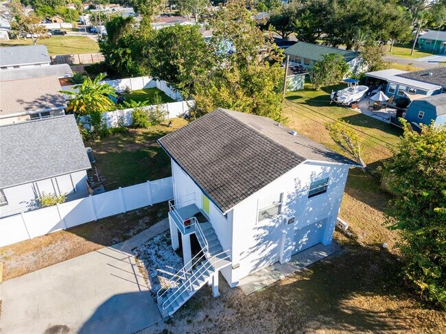 Building Photo - 5434 9th Ave N