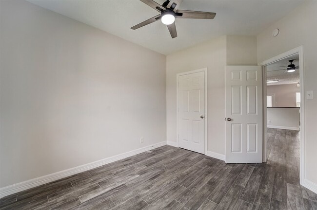 Building Photo - 315 Apache Field Ln