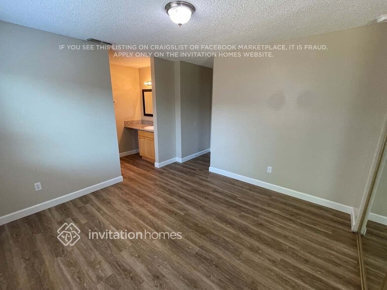 Building Photo - 9125 Clendenen Way