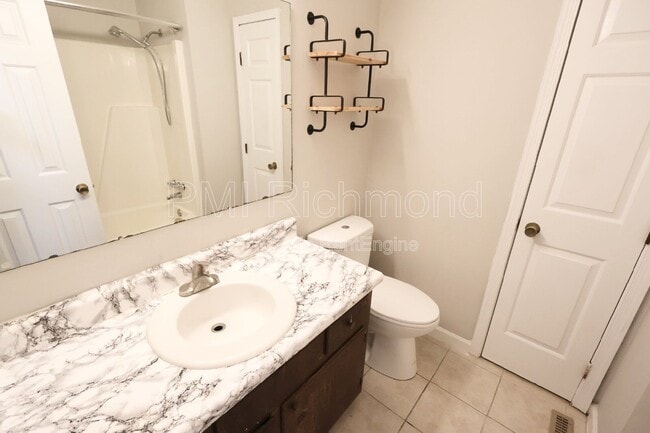 Building Photo - 2605 Seacliff Cir