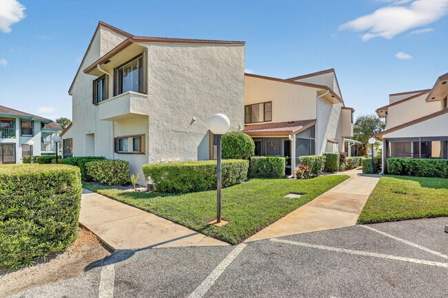 Building Photo - 950 S Kanner Hwy