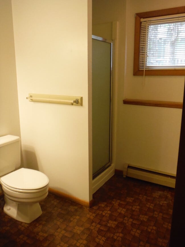 Building Photo - 4 Bedroom Condo- Close to MSU and Downtown Bozeman!
