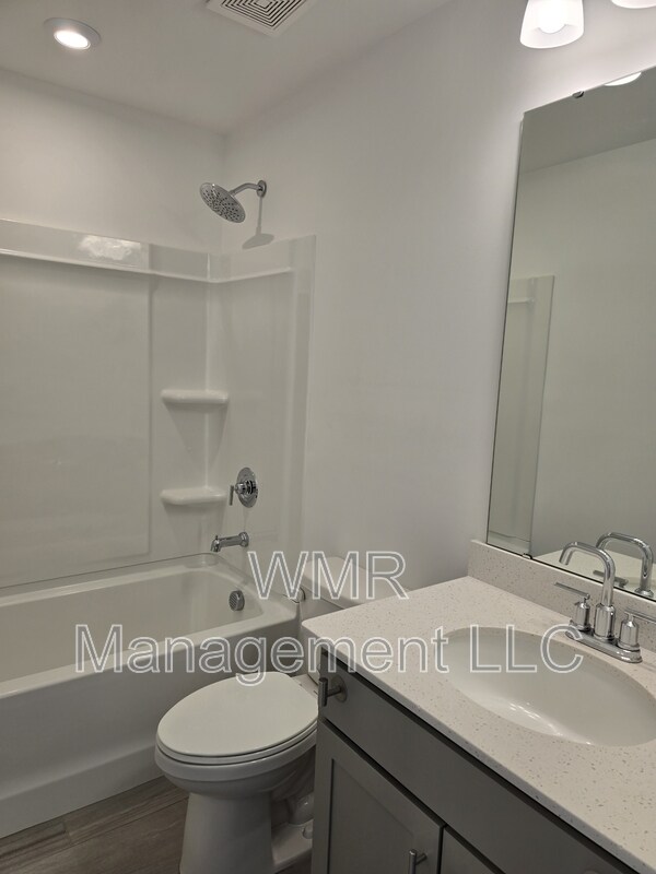 Building Photo - 1846 Teachers House Rd NW