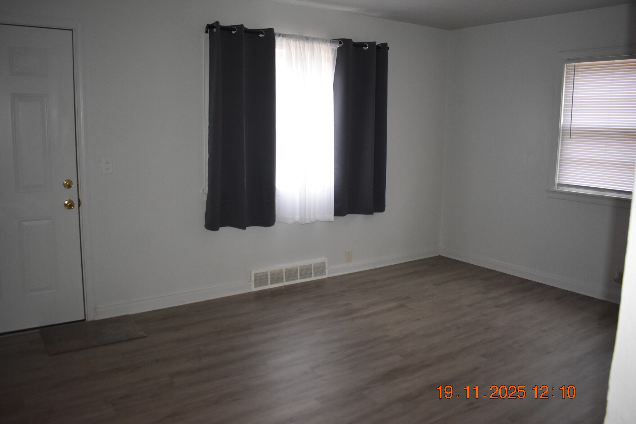 Building Photo - 5321 Pratt St