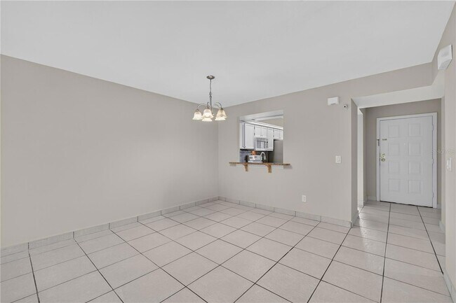 Building Photo - 13829 Timberland Dr