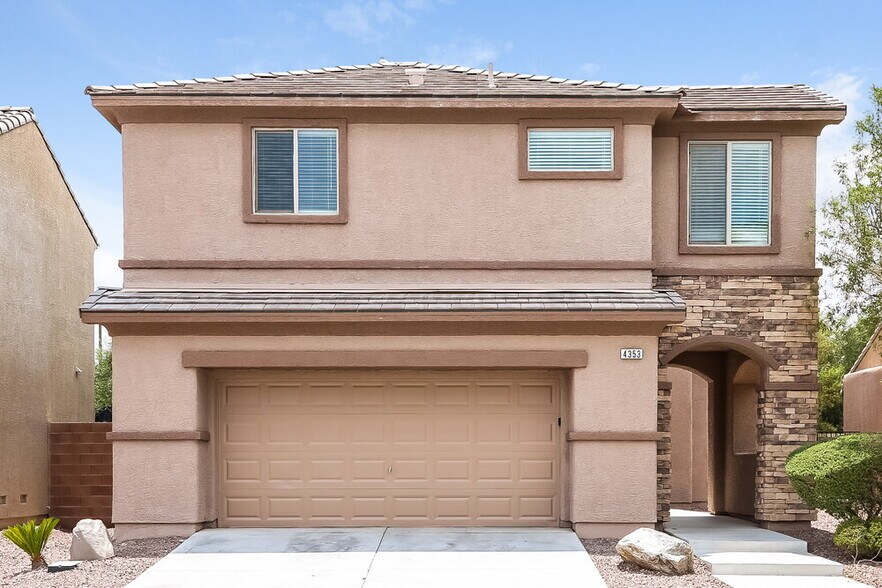 Primary Photo - 4353 W Galapagos Ave