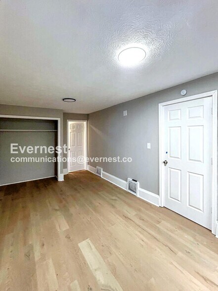 Building Photo - 18709 Arrowhead Ave