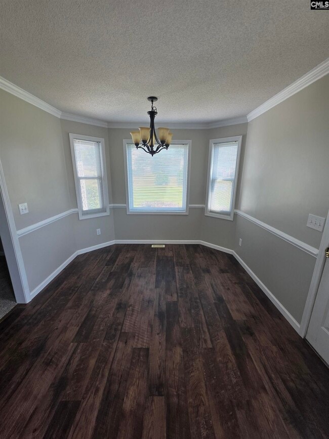 Building Photo - 129 Wildflower Ln