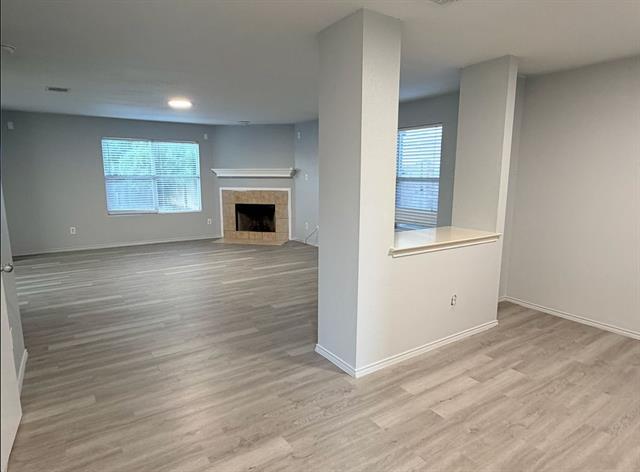 Building Photo - 8440 Shallow Creek Dr
