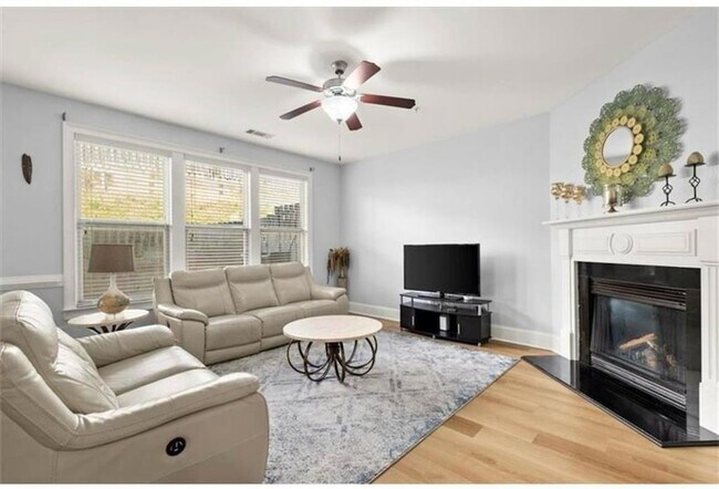 Building Photo - 2304 Oakton Pl