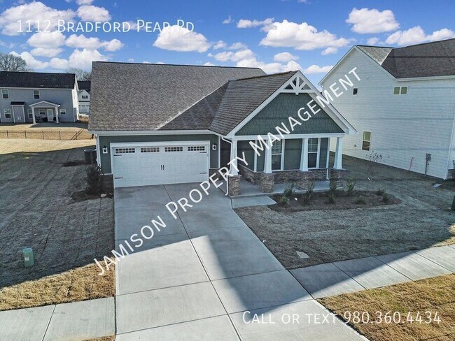 Building Photo - 1112 Bradford Pear Rd