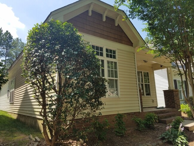 Building Photo - COMING SOON! Ballantyne Beauty! Spacious 3BR Home w/ Fireplace & Fenced Yard