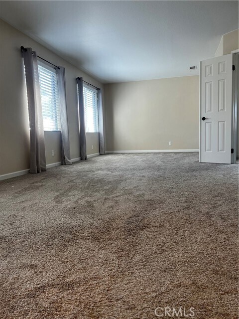 Building Photo - 12 Campamento