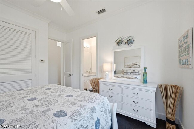 Building Photo - 2540 Half Moon Walk