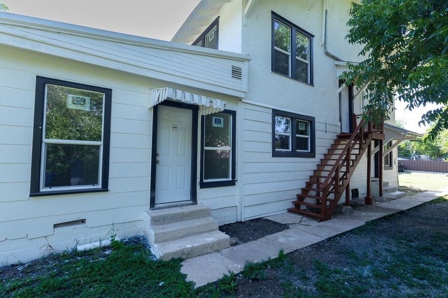 Building Photo - 1702 Ethel Ave