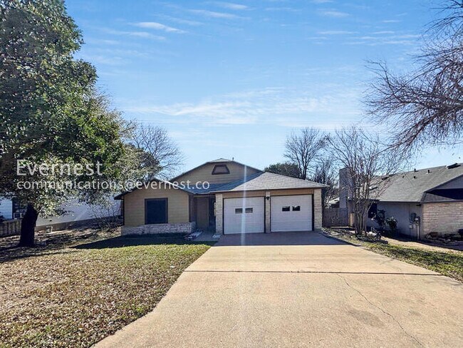 Building Photo - 915 Pyegrave Pl