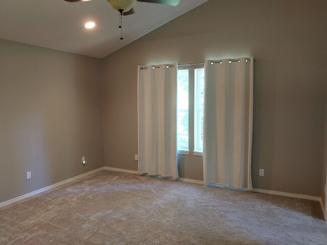 Building Photo - Executive Four Bedroom Home in Post Falls