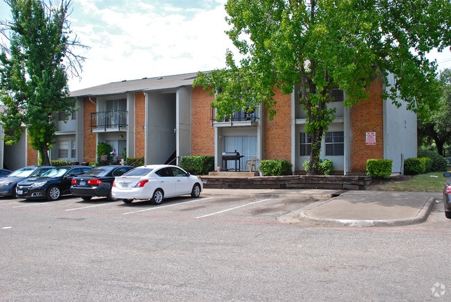 South Crest Apartments - SOUTH CREST