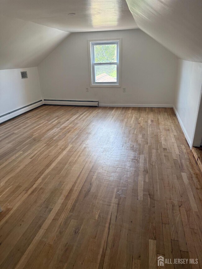 Building Photo - 80 Gates Rd